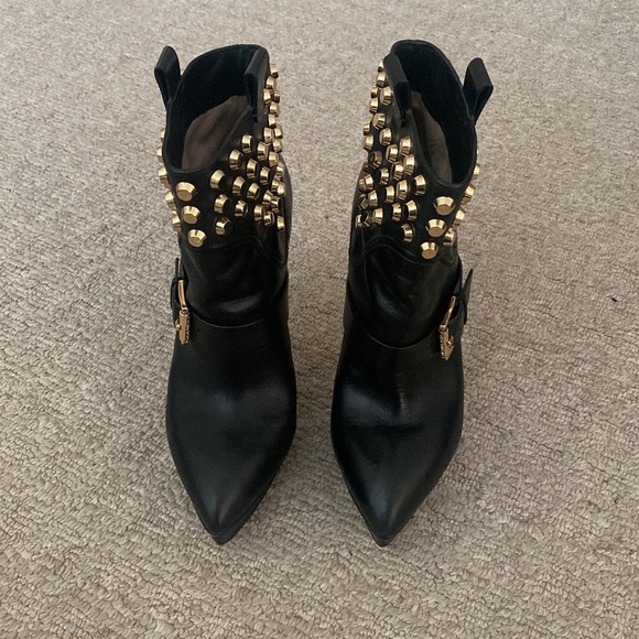 Michael Kors Bryn Gold Studded Buckle Leather Platform Stiletto Heeled Boots 7 - Picture 5 of 11